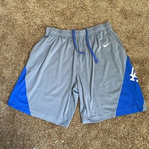 Men’s Nike MLB LA Dodgers shorts, Nike dri-fit shorts men’s size XL